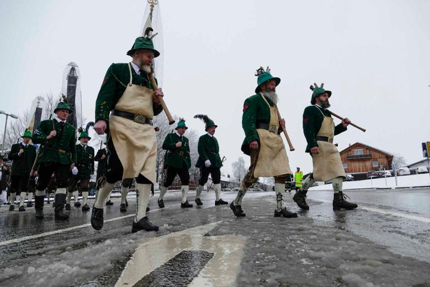 414077940-sendlinger-mordweihnacht-waakirchen-OWa7